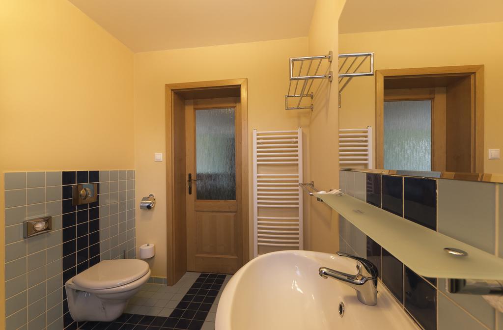 Penzion Honore Depoltovice Habitación foto